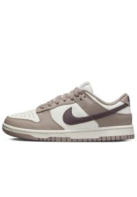 Buty Nike Dunk Low DD1503-125 - biało-brązowe. Kolor: biały, brązowy, wielokolorowy. Materiał: skóra, guma, syntetyk. Szerokość cholewki: normalna. Sezon: lato