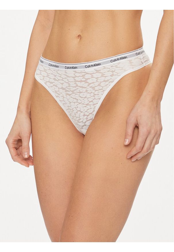 Calvin Klein Underwear Stringi 000QD5051E Biały. Kolor: biały. Materiał: syntetyk