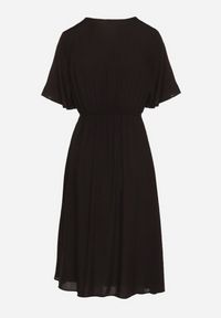 Born2be - Czarna Bawełniana Sukienka o Rozkloszowanym Fasonie Liranelle. Okazja: na co dzień. Typ kołnierza: dekolt w kształcie V. Kolor: czarny. Materiał: bawełna. Długość rękawa: krótki rękaw. Sezon: lato. Typ sukienki: rozkloszowane. Styl: elegancki, casual #7