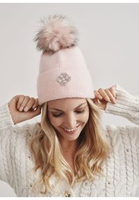 Ochnik - Różowa czapka damska z pomponem. Kolor: różowy. Materiał: wełna #1