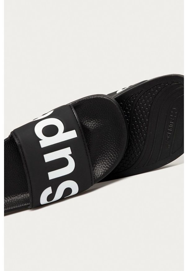 Superga - Klapki. Kolor: czarny. Materiał: materiał, guma. Obcas: na obcasie. Wysokość obcasa: niski