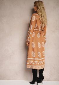 Renee - Jasnobrązowa Sukienka Koszulowa Wiązana w Pasie w Stylu Boho Rorisha. Kolor: brązowy. Materiał: tkanina. Typ sukienki: koszulowe. Styl: boho #5