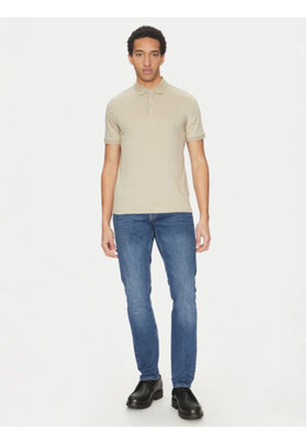 Calvin Klein Polo K10K114135 Szary Regular Fit. Typ kołnierza: polo. Kolor: szary. Materiał: bawełna