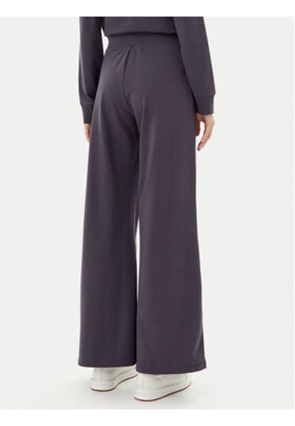 EA7 Emporio Armani Spodnie dresowe 7W000083 AF13135 U8115 Szary Wide Leg. Kolor: szary. Materiał: bawełna