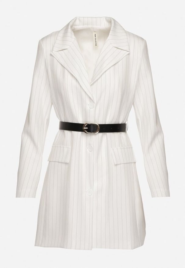 Born2be - Biała Sukienka w Stylu Marynarki z Wiskozą z Usztywnioną Linią Ramion w Paski Nevolia. Okazja: do pracy. Kolor: biały. Materiał: wiskoza. Wzór: paski. Styl: elegancki, klasyczny