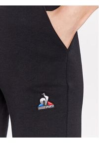 Le Coq Sportif Spodnie dresowe 2310392 Czarny Regular Fit. Kolor: czarny. Materiał: bawełna