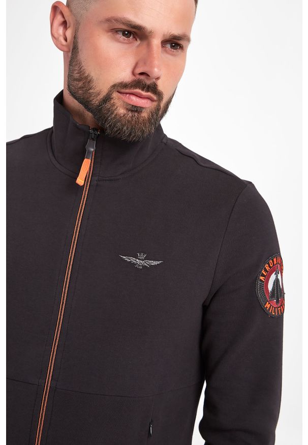 Aeronautica Militare - Bluza AERONAUTICA MILITARE. Typ kołnierza: kołnierzyk stójkowy. Wzór: haft