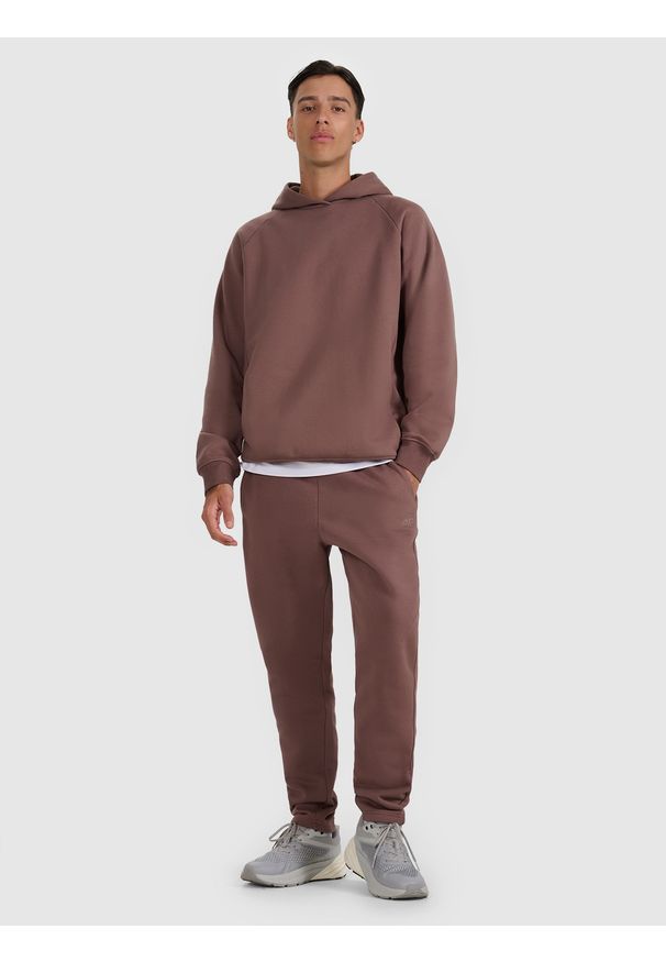 4f - 4F Spodnie dresowe męskie - brązowe XXL. Kolor: brązowy. Materiał: dresówka