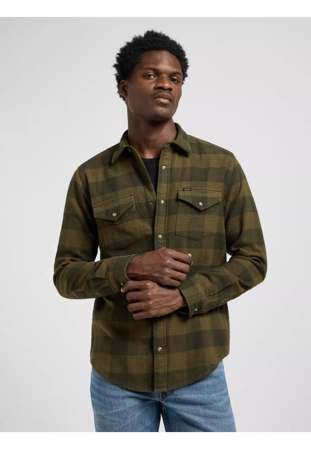 Lee - MĘSKA KOSZULA LEE CLEAN WESTERN SHIRT ARMY GREEN BUFF 112371320