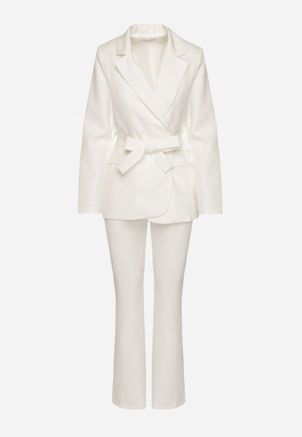 Born2be - Biały Komplet Garniturowy Marynarka z Wiązanym Paskiem i Spodnie Falloria. Kolor: biały