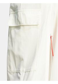 Adidas - adidas Spodnie dresowe Dance All-Gender Versatile IS0904 Biały Loose Fit. Kolor: biały. Materiał: syntetyk #7