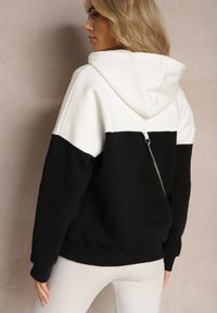 Renee - Czarna Bawełniana Bluza z Kapturem i Łańcuszkiem Ambriella. Typ kołnierza: kaptur. Kolor: czarny. Materiał: bawełna #5
