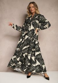 Renee - Czarna Rozkloszowana Sukienka z Wiskozy z Motywem Liści Wilvesia. Okazja: na co dzień. Typ kołnierza: dekolt w serek. Kolor: czarny. Materiał: wiskoza. Styl: klasyczny, elegancki, casual