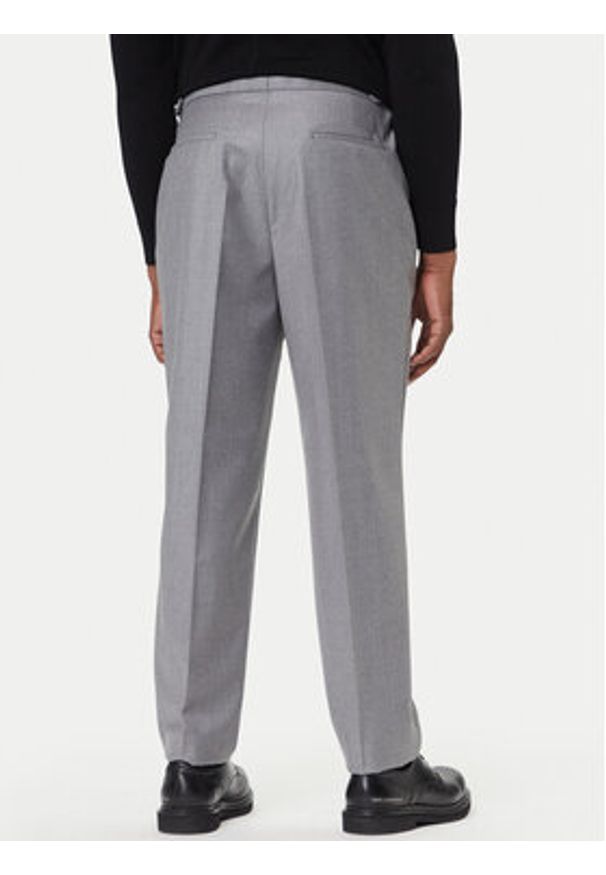 BOSS Chinosy C-Perino 50551829 Szary Tapered Fit. Kolor: szary. Materiał: wełna