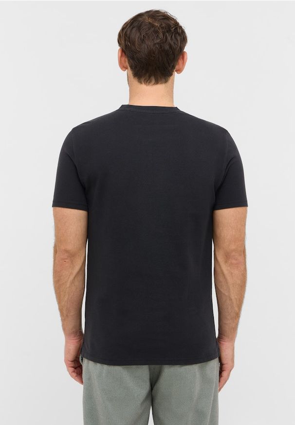 Męski T-Shirt Mustang Style Austin Jet Black 1016862 4188