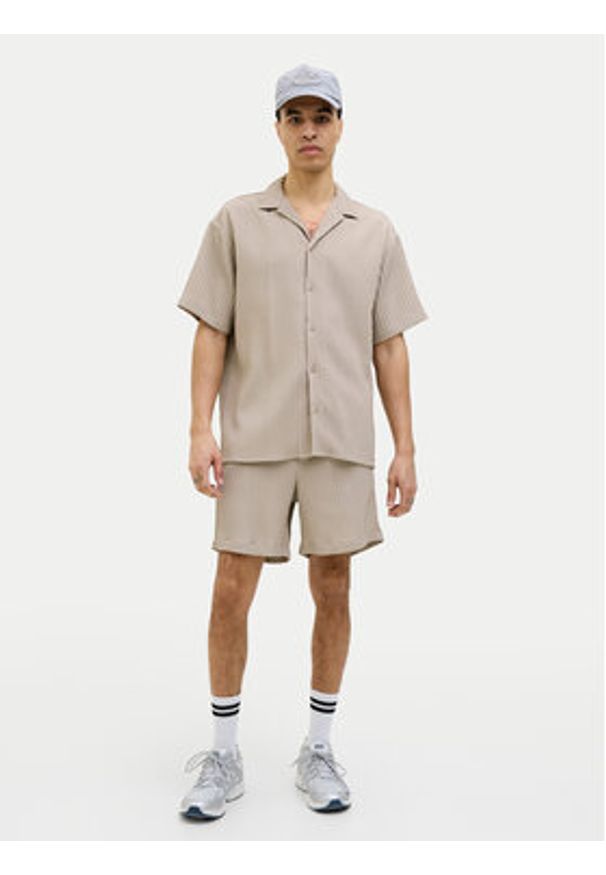 Jack & Jones - Jack&Jones Koszula Massimo 12269640 Beżowy Relaxed Fit. Kolor: beżowy. Materiał: syntetyk