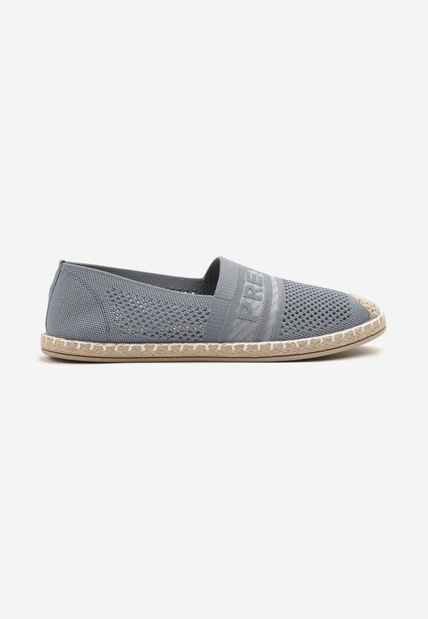 Renee - Jasnoniebieskie Espadryle z Napisem Perforowaną Cholewką i Plecionym Noskiem Palamelia. Okazja: na co dzień. Kolor: niebieski. Materiał: jeans. Szerokość cholewki: normalna. Wzór: napisy. Sezon: lato. Styl: wakacyjny, elegancki, casual