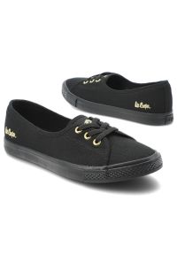 Trampki damskie Lee Cooper, cholewka z materiału tekstylnego elastyczne sznurówki na płaskiej podeszwie, czarne, LCW-26-02-4045L SVL-395. Okazja: na co dzień, na spacer. Zapięcie: sznurówki. Kolor: czarny. Materiał: materiał. Szerokość cholewki: normalna. Obcas: na płaskiej podeszwie. Styl: casual, elegancki #2