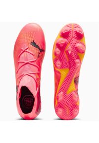 Buty piłkarskie Puma Future 7 Match FG/AG M 107715-03 różowe. Kolor: różowy. Materiał: syntetyk, dzianina. Szerokość cholewki: normalna. Sport: piłka nożna