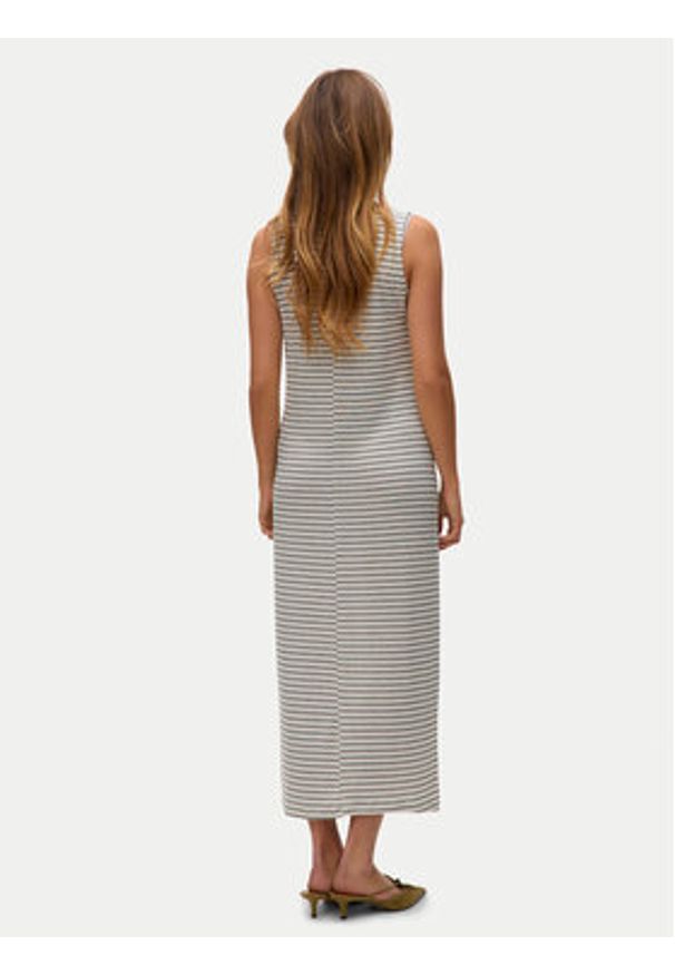 Vero Moda Sukienka codzienna Gina 10327658 Beżowy Regular Fit. Okazja: na co dzień. Kolor: beżowy. Materiał: syntetyk. Typ sukienki: proste. Styl: casual