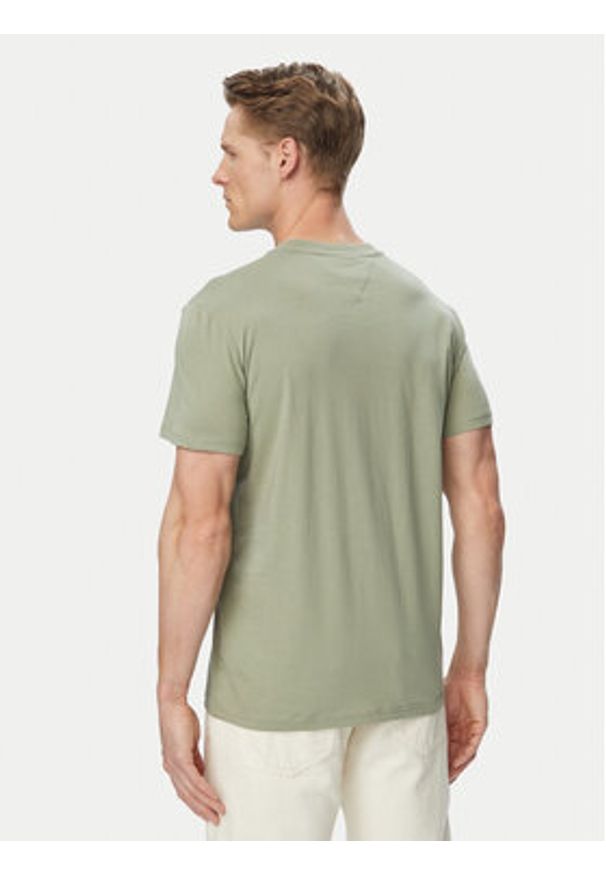 Tommy Jeans T-Shirt Linear Chest DM0DM21780 Zielony jasny Slim Fit. Kolor: zielony. Materiał: bawełna