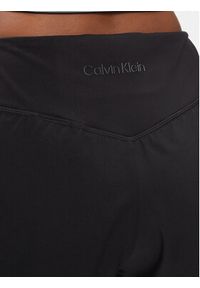 Calvin Klein Performance Szorty sportowe 00GWS4S820 Czarny Regular Fit. Kolor: czarny. Materiał: syntetyk