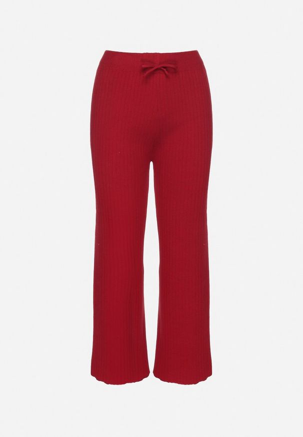 Born2be - Bordowe Spodnie z Szerokimi Prążkowanymi Nogawkami Romese. Okazja: na spacer, na co dzień. Kolor: czerwony. Materiał: prążkowany. Styl: elegancki, casual