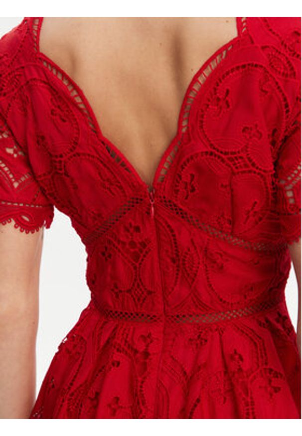 Morgan Sukienka koktajlowa 251-ROMBRE Czerwony Regular Fit. Kolor: czerwony. Materiał: syntetyk. Styl: wizytowy