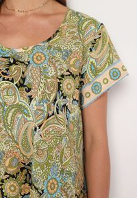 Born2be - Żółto-Zielona Wiskozowa Sukienka o Rozkloszowanym Kroju w Stylu Boho Melnea. Typ kołnierza: dekolt w łódkę. Kolor: żółty. Materiał: wiskoza. Długość rękawa: krótki rękaw. Sezon: lato. Styl: boho #3