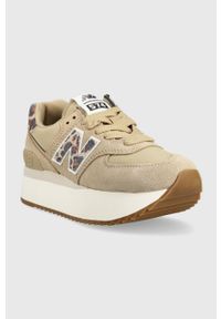 New Balance sneakersy WL574ZDC kolor beżowy WL574ZDC-ZDC. Nosek buta: okrągły. Kolor: beżowy. Materiał: guma. Obcas: na platformie. Model: New Balance 574 #2