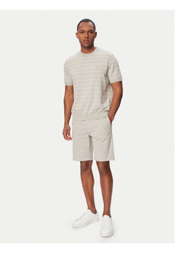 BOSS Szorty materiałowe Chino 50536723 Beżowy Slim Fit. Kolor: beżowy. Materiał: bawełna