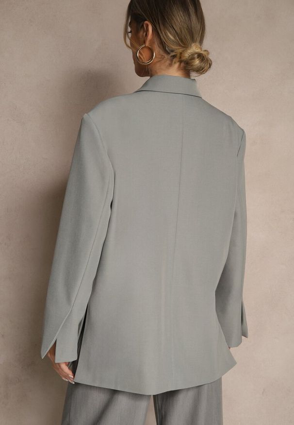 Renee - Szara Pudełkowa Marynarka Dwurzędowa o Fasonie Oversize Cornelise. Okazja: na co dzień, na spotkanie biznesowe. Kolor: szary. Materiał: jeans. Styl: elegancki, biznesowy, casual