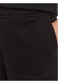 Hugo - HUGO Szorty sportowe Classic 50541122 Czarny Regular Fit. Kolor: czarny. Materiał: bawełna