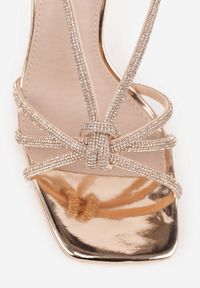 Born2be - Szampańskie Sandały VICES na Szpilce z Paskami z Cyrkoniami Zellyss. Okazja: na wesele, na ślub cywilny. Zapięcie: pasek. Kolor: złoty. Materiał: satyna. Wzór: paski, aplikacja. Obcas: na szpilce. Styl: elegancki #5