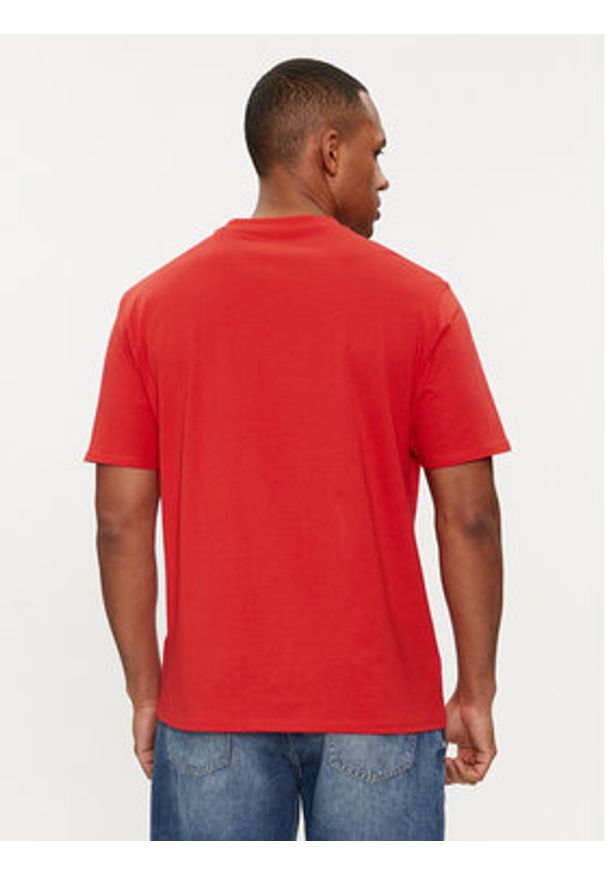 Guess T-Shirt F3GI00 K8HM0 Czerwony Regular Fit. Kolor: czerwony. Materiał: bawełna