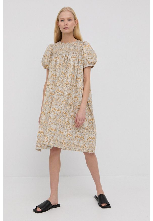 Birgitte Herskind Sukienka Kathrine mini oversize. Materiał: poliester, włókno, tkanina. Długość rękawa: krótki rękaw. Typ sukienki: oversize. Długość: mini