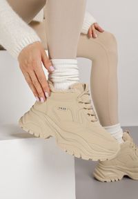 Born2be - Brązowe Sneakersy Vices w Stylu Traperków Chunky na Grubej Podeszwie Leandre. Okazja: na co dzień. Kolor: brązowy. Materiał: jeans. Styl: sportowy, casual #7