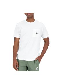 Koszulka New Balance MT31542WT - biała. Kolor: biały. Materiał: bawełna. Długość rękawa: krótki rękaw. Długość: krótkie