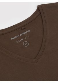 Pako Lorente - PAKO LORENTE – Brązowy gładki t-shirt v-neck. Kolor: czerwony, brązowy, zielony. Materiał: bawełna, elastan. Wzór: gładki #3