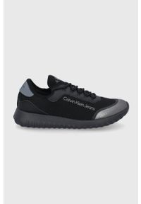 Calvin Klein Jeans Buty kolor czarny. Nosek buta: okrągły. Zapięcie: sznurówki. Kolor: czarny. Materiał: bawełna