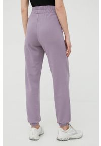 4f - 4F spodnie dresowe damskie kolor fioletowy gładkie. Stan: podwyższony. Kolor: fioletowy. Materiał: dresówka. Wzór: gładki #4