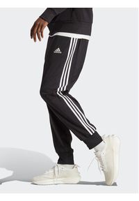 Adidas - adidas Spodnie dresowe AEROREADY Essentials Tapered Cuff Woven 3-Stripes Joggers IC0041 Czarny Regular Fit. Kolor: czarny. Materiał: syntetyk #8