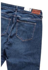 Wrangler - SPODNIE MĘSKIE WRANGLER STRAIGHT AUTHENTIC BLUE W28T9179H