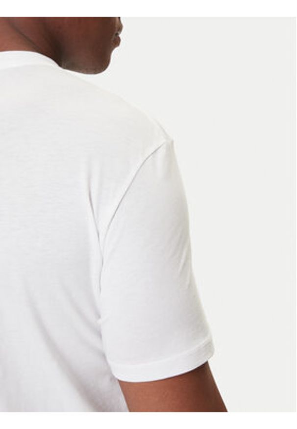 Calvin Klein Jeans T-Shirt Gradient Monogram LV04RC859G Biały Regular Fit. Kolor: biały. Materiał: bawełna. Wzór: gradientowy