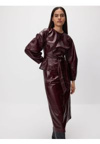 Reserved - Spódnica z imitacji skóry - bordowy. Kolor: czerwony. Materiał: skóra #1