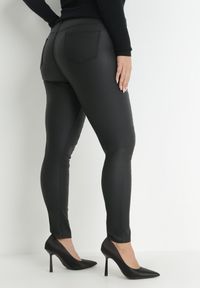 Born2be - Czarne Spodnie Skinny Gasi. Kolekcja: plus size. Kolor: czarny #3