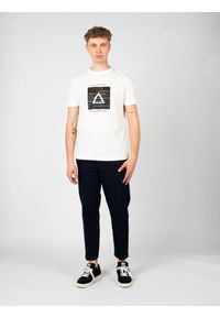 John Richmond Jeansy "Timmy" | UMA24078JE | Mężczyzna | Granatowy. Okazja: na co dzień. Stan: podwyższony. Kolor: niebieski. Styl: klasyczny, casual