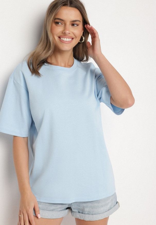 Born2be - Jasnoniebieski Bawełniany Klasyczny T-shirt Merovira. Kolor: niebieski. Materiał: bawełna. Styl: klasyczny