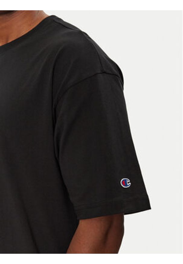 Champion T-Shirt 220714 Czarny Standard Fit. Kolor: czarny. Materiał: bawełna