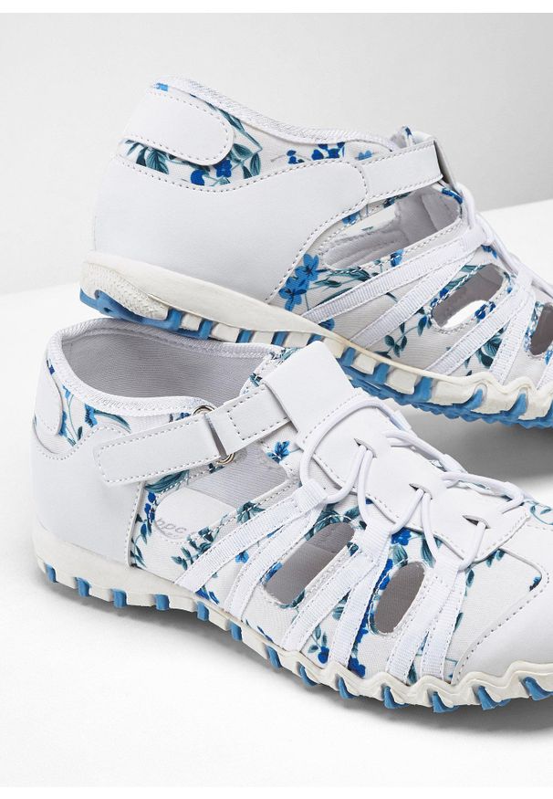 bonprix - Buty wsuwane na profilowanej podeszwie. Zapięcie: bez zapięcia. Kolor: biały